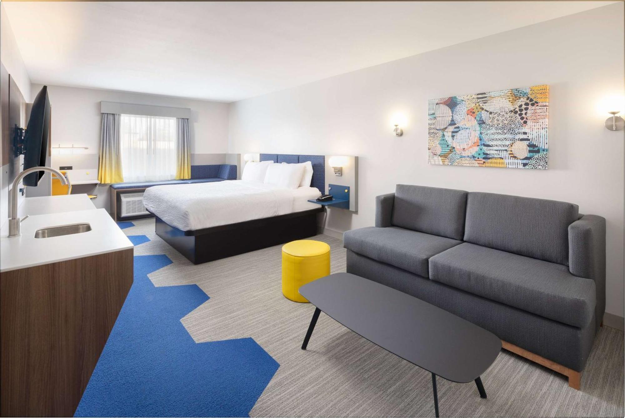 Microtel Inn & Suites By Wyndham Macedon エクステリア 写真